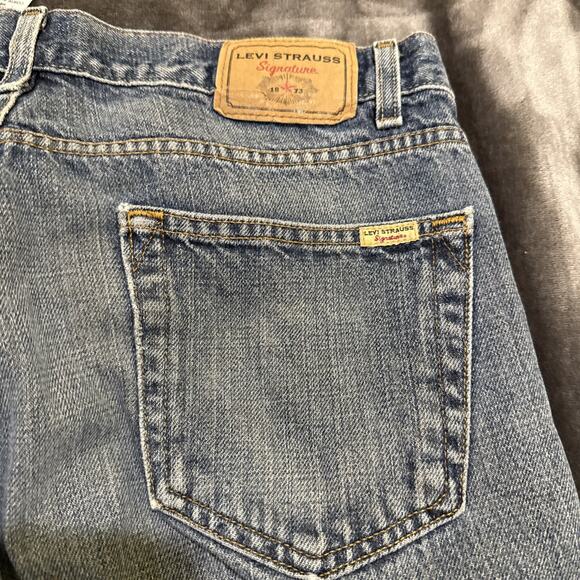 Levis Strauss Signature Jeans Mens 36x32 Blue Denim Relaxed Fit Straight Leg - Picture 10 of 14